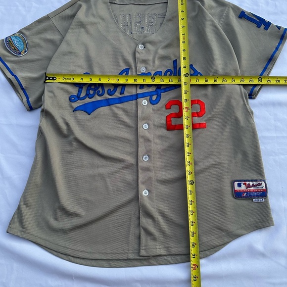 Clayton Kershaw Dodgers 50th Anniversary Grey Road Jersey Size 54 (XXL) - Picture 8 of 13